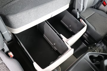 ˹������ ��500Rϵ�� ������ 12.7L���� 500���� 4X2 AMT�Զ��� �߶� ǣ����ͼƬ