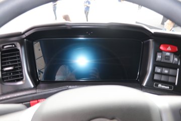 ˹������ ��500Rϵ�� ������ 12.7L���� 500���� 4X2 AMT�Զ��� �߶� ǣ����ͼƬ