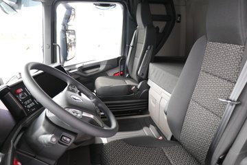 ˹������ ��500Rϵ�� ������ 12.7L���� 500���� 4X2 AMT�Զ��� �߶� ǣ����ͼƬ