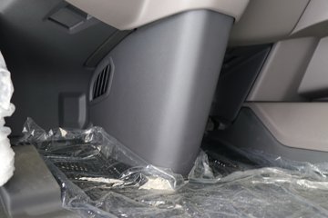 ˹������ ��500Rϵ�� ������ 12.7L���� 500���� 4X2 AMT�Զ��� �߶� ǣ����ͼƬ