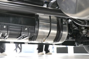 ˹������ ��500Rϵ�� ������ 12.7L���� 500���� 4X2 AMT�Զ��� �߶� ǣ����ͼƬ