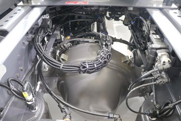 ˹������ ��500Rϵ�� ������ 12.7L���� 500���� 4X2 AMT�Զ��� �߶� ǣ����ͼƬ