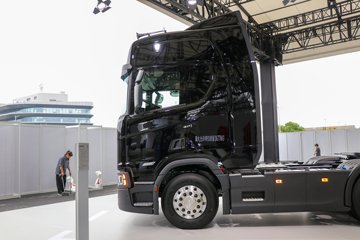 ˹������ ��560R PRO ������ 12.7L���� 560���� 6X2R ˹������14�� AMT�Զ��� �߶� ǣ����ͼƬ