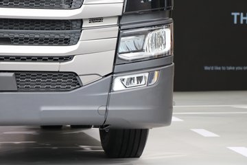 ˹������ ��560R PRO ������ 12.7L���� 560���� 6X2R ˹������14�� AMT�Զ��� �߶� ǣ����ͼƬ