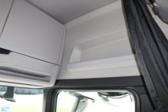 斯堪尼亚 新560R PRO 国产版 12.7L柴油 560马力 6X2R 斯堪尼亚14档 AMT自动档 高顶 牵引车