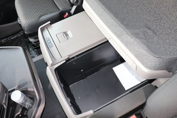 ˹������ ��560R PRO ������ 12.7L���� 560���� 6X2R ˹������14�� AMT�Զ��� �߶� ǣ����ͼƬ