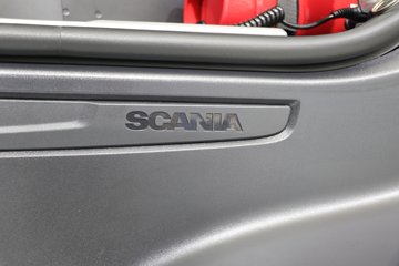 ˹������ ��560R PRO ������ 12.7L���� 560���� 6X2R ˹������14�� AMT�Զ��� �߶� ǣ����ͼƬ