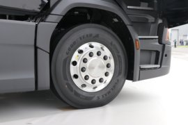 斯堪尼亚 新R系列&nbsp;牵引车底盘                                                图片