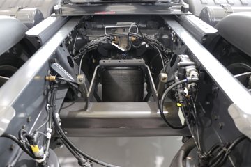 ˹������ ��560R PRO ������ 12.7L���� 560���� 6X2R ˹������14�� AMT�Զ��� �߶� ǣ����ͼƬ