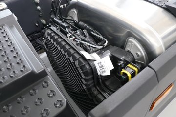 ˹������ ��560R PRO ������ 12.7L���� 560���� 6X2R ˹������14�� AMT�Զ��� �߶� ǣ����ͼƬ