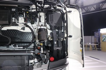 ˹��������500Rϵ�� ������ 12.7L���� 500���� 6X2R AMT�Զ���ǣ����ͼƬ