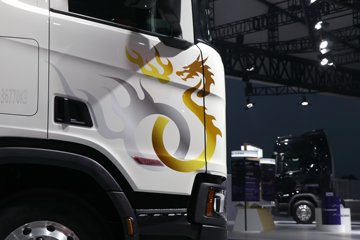 ˹��������500Rϵ�� ������ 12.7L���� 500���� 6X2R AMT�Զ���ǣ����ͼƬ