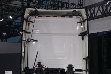 ˹��������500Rϵ�� ������ 12.7L���� 500���� 6X2R AMT�Զ���ǣ����ͼƬ