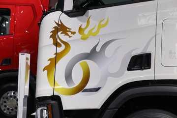 ˹��������500Rϵ�� ������ 12.7L���� 500���� 6X2R AMT�Զ���ǣ����ͼƬ