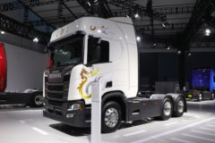 斯堪尼亚新500R系列 国产版 12.7L柴油 500马力 6X2R AMT自动档牵引车