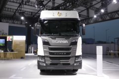 斯堪尼亚新500R系列 国产版 12.7L柴油 500马力 6X2R AMT自动档牵引车