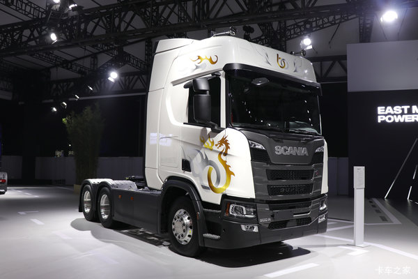 斯堪尼亚新500R系列 国产版 12.7L柴油 500马力 6X2R AMT自动档牵引车