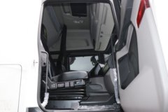 斯堪尼亚新500R系列 国产版 12.7L柴油 500马力 6X2R AMT自动档牵引车