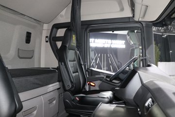 ˹��������500Rϵ�� ������ 12.7L���� 500���� 6X2R AMT�Զ���ǣ����ͼƬ