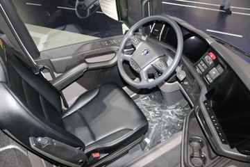 ˹��������500Rϵ�� ������ 12.7L���� 500���� 6X2R AMT�Զ���ǣ����ͼƬ