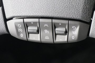 ˹��������500Rϵ�� ������ 12.7L���� 500���� 6X2R AMT�Զ���ǣ����ͼƬ