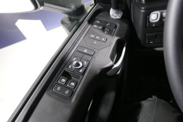 ˹��������500Rϵ�� ������ 12.7L���� 500���� 6X2R AMT�Զ���ǣ����ͼƬ