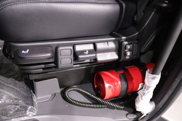 ˹��������500Rϵ�� ������ 12.7L���� 500���� 6X2R AMT�Զ���ǣ����ͼƬ