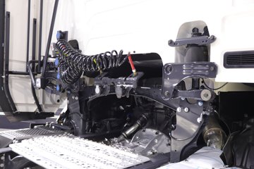 ˹��������500Rϵ�� ������ 12.7L���� 500���� 6X2R AMT�Զ���ǣ����ͼƬ