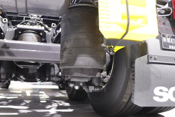 ˹��������500Rϵ�� ������ 12.7L���� 500���� 6X2R AMT�Զ���ǣ����ͼƬ