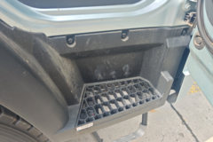 重汽HOWO悍将 2.5L柴油 180马力 中国重汽10档 4.15米单排仓栅式轻卡