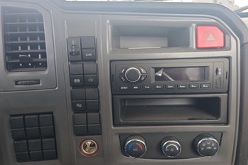 ����HOWO���� 2.5L���� 180���� �й�����10�� 4.15�׵��Ų�դʽ�ῨͼƬ