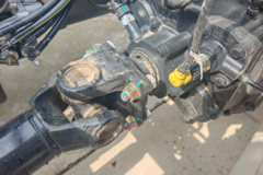 重汽HOWO悍将 2.5L柴油 180马力 中国重汽10档 4.15米单排仓栅式轻卡