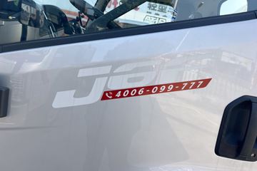 ���J6F 3.2L���� 180���� ��ʿ��8�� 5.16�׵�����ʽ�ػ���ͼƬ