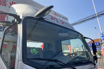 ���J6F 3.2L���� 180���� ��ʿ��8�� 5.16�׵�����ʽ�ػ���ͼƬ