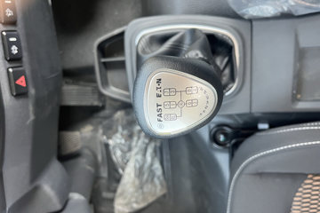 ���J6F 3.2L���� 180���� ��ʿ��8�� 5.16�׵�����ʽ�ػ���ͼƬ