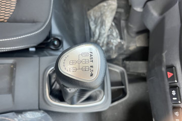 ���J6F 3.2L���� 180���� ��ʿ��8�� 5.16�׵�����ʽ�ػ���ͼƬ