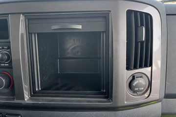 ���J6F 3.2L���� 180���� ��ʿ��8�� 5.16�׵�����ʽ�ػ���ͼƬ