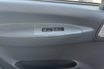 ���J6F 3.2L���� 180���� ��ʿ��8�� 5.16�׵�����ʽ�ػ���ͼƬ