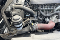 解放J6F 3.2L柴油 180马力 法士特8档 5.16米单排厢式载货车