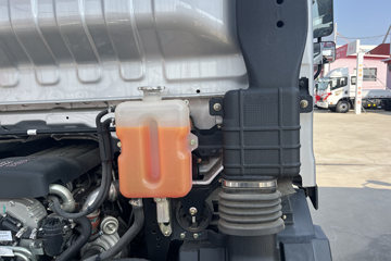 ���J6F 3.2L���� 180���� ��ʿ��8�� 5.16�׵�����ʽ�ػ���ͼƬ