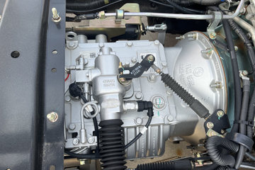 ���J6F 3.2L���� 180���� ��ʿ��8�� 5.16�׵�����ʽ�ػ���ͼƬ