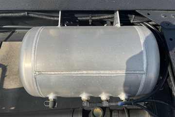 ���J6F 3.2L���� 180���� ��ʿ��8�� 5.16�׵�����ʽ�ػ���ͼƬ