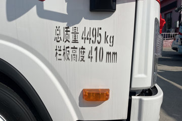 ��Ż�VR 2.2L���� 140���� ������5�� 3.2��˫�������ῨͼƬ