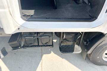 ��Ż�VR 2.2L���� 140���� ������5�� 3.2��˫�������ῨͼƬ