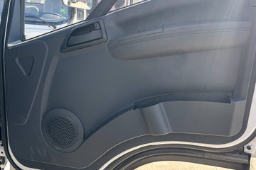 ��Ż�VR 2.2L���� 140���� ������5�� 3.2��˫�������ῨͼƬ