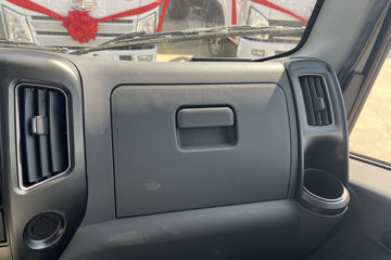 ��Ż�VR 2.2L���� 140���� ������5�� 3.2��˫�������ῨͼƬ