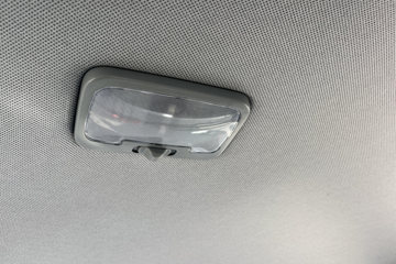 ��Ż�VR 2.2L���� 140���� ������5�� 3.2��˫�������ῨͼƬ