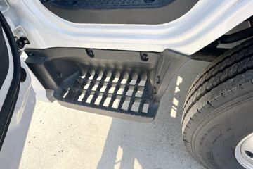 ��Ż�VR 2.2L���� 140���� ������5�� 3.2��˫�������ῨͼƬ