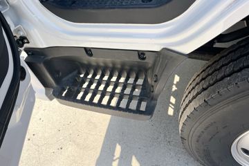 ��Ż�VR 2.2L���� 140���� ������5�� 3.2��˫�������ῨͼƬ