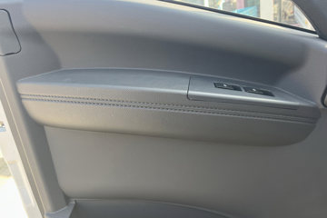 ��Ż�VR 2.2L���� 140���� ������5�� 3.2��˫�������ῨͼƬ